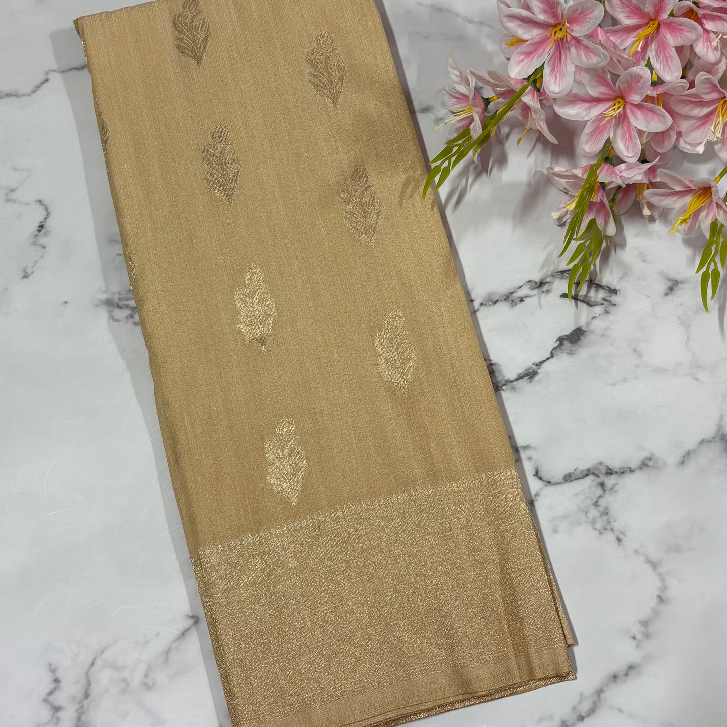 Cream Banarasi Semi Matka Silk Saree